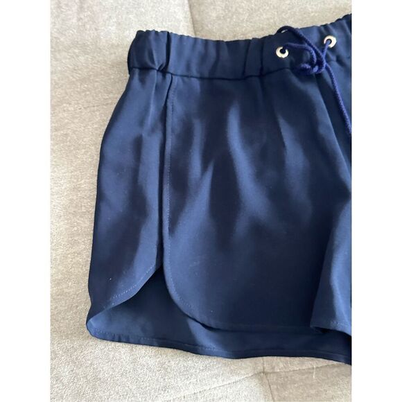 Trina Turk Navy Pull‎ On Shorts sz small - Picture 2 of 6